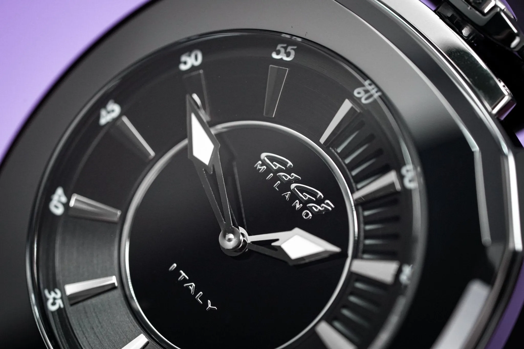 Gaga Milano Watch Frame_One Black Ceramic 7252.01