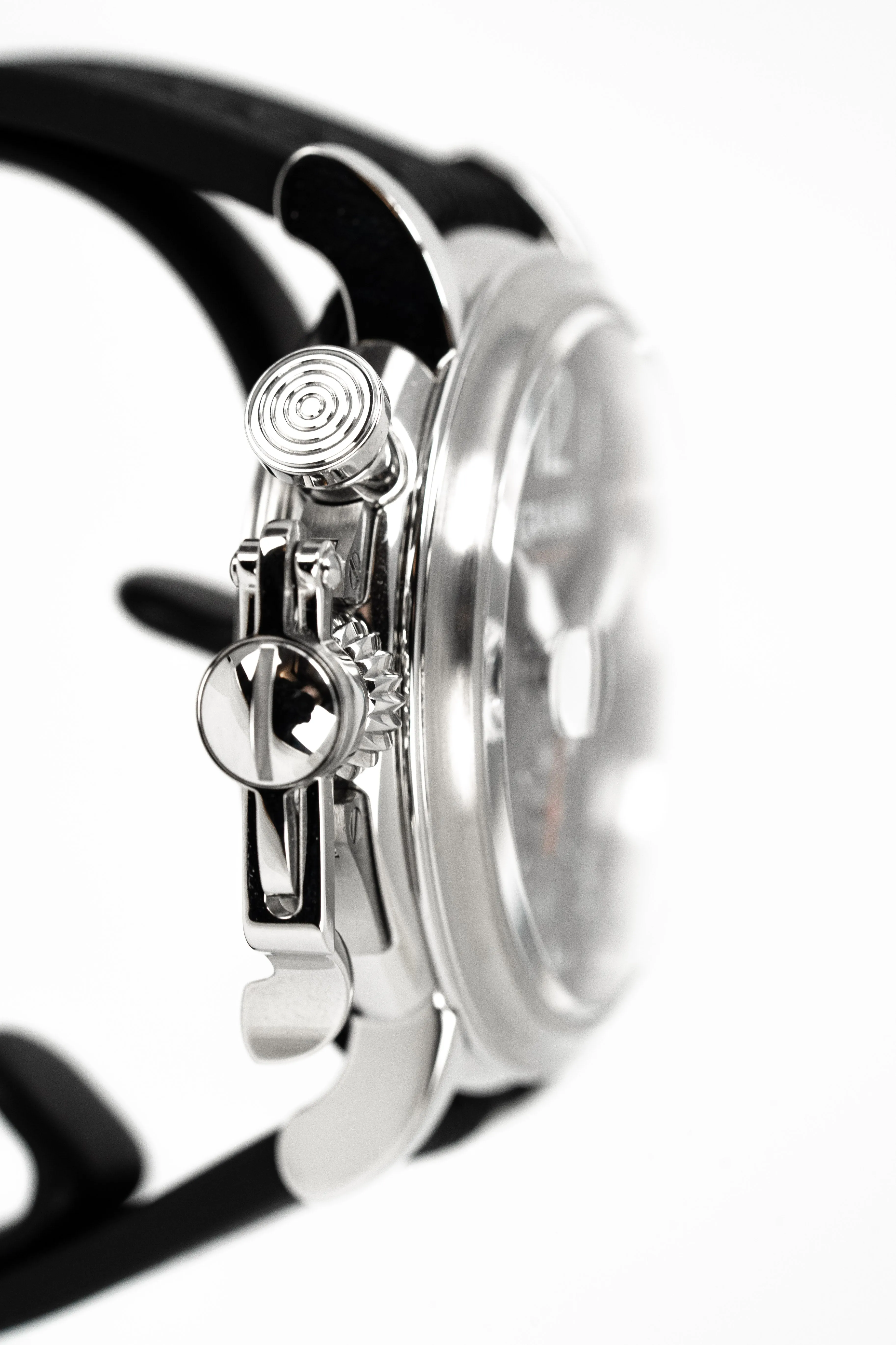 Graham Chronofighter Grand Vintage Arabic Numerals Black Rubber 2CVDS.B29A