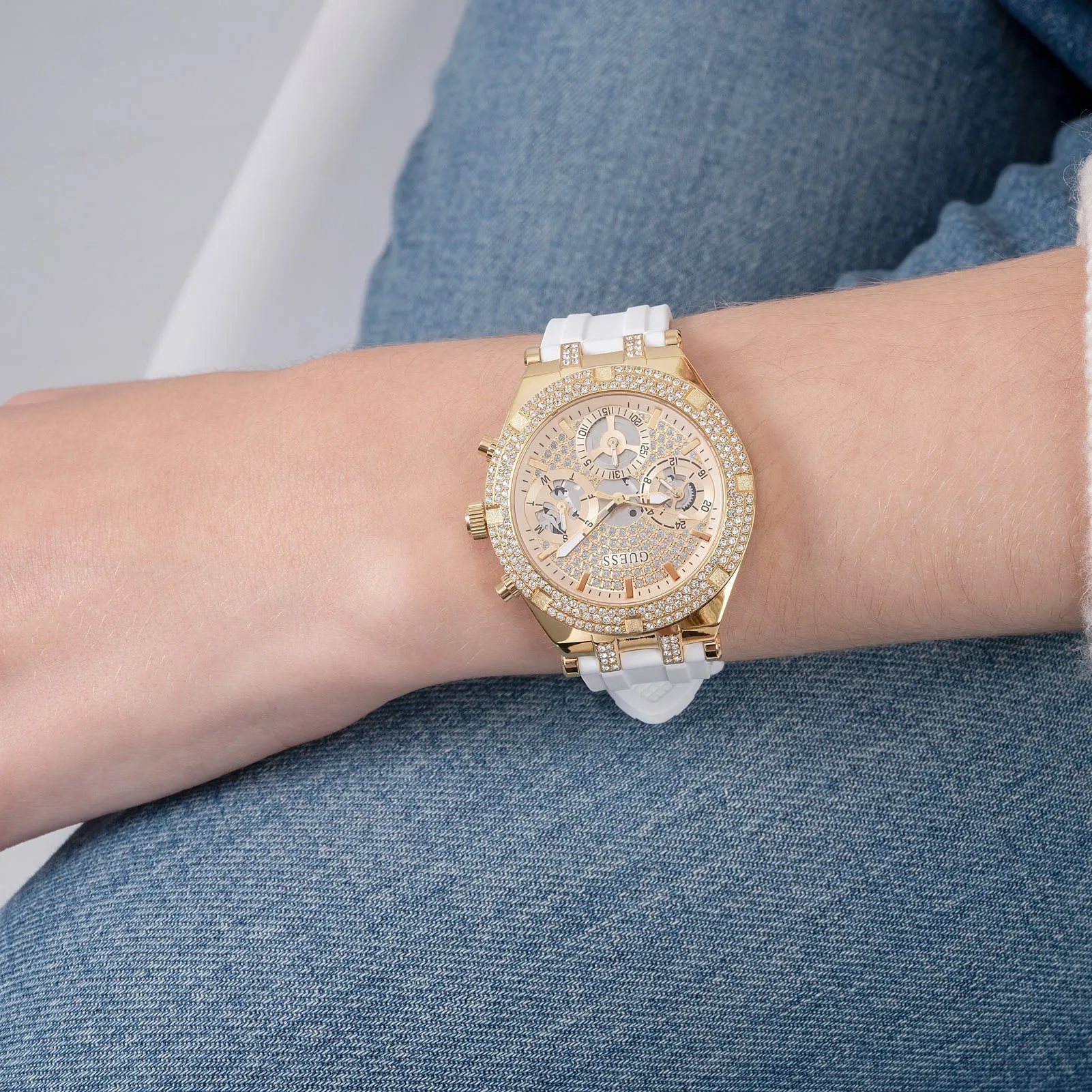 Guess GW0407L2 Ladies Heiress Gold Watch