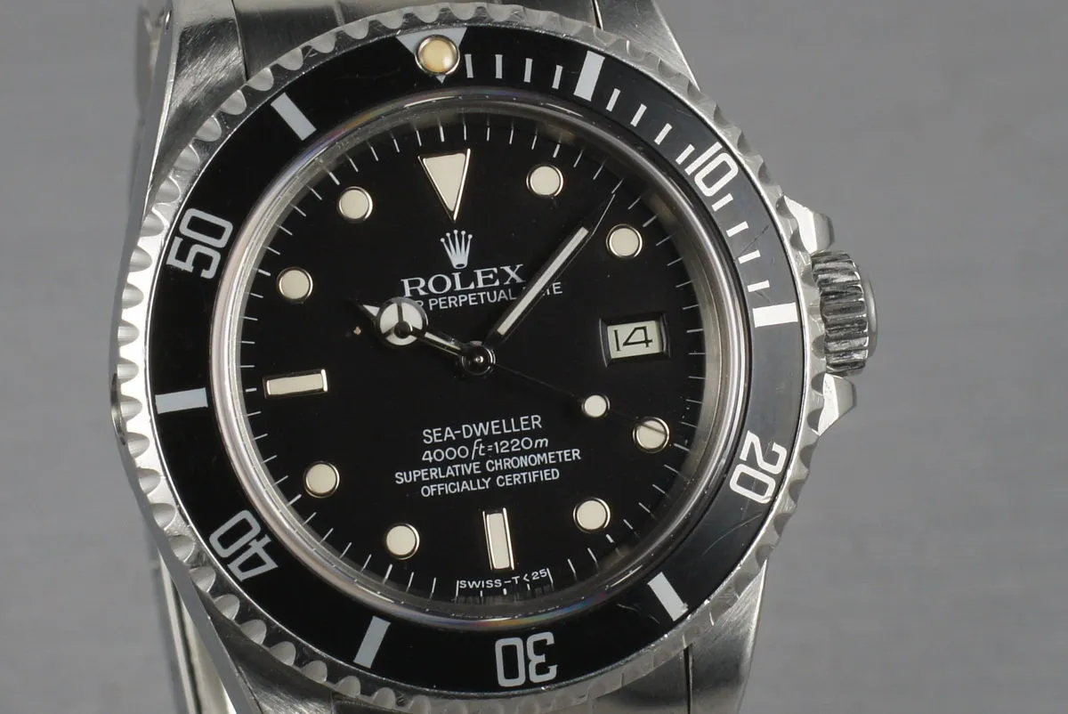 Rolex Sea Dweller 16660 with RSC service Papers