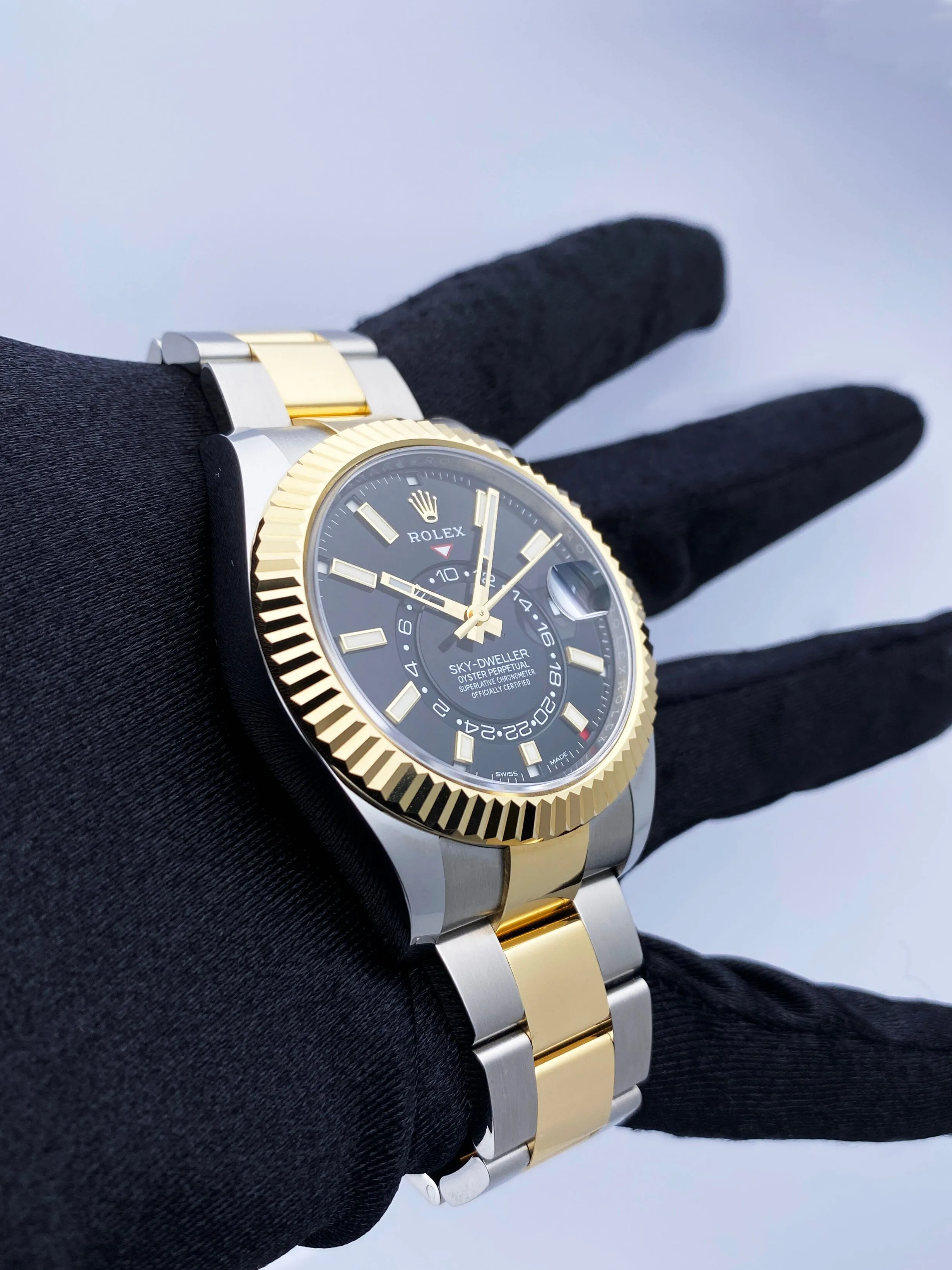 Rolex Sky-Dweller 326933 Black Dial Mens Watch Box Papers