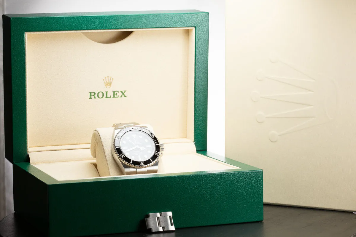 Rolex Submariner 114060 with Box