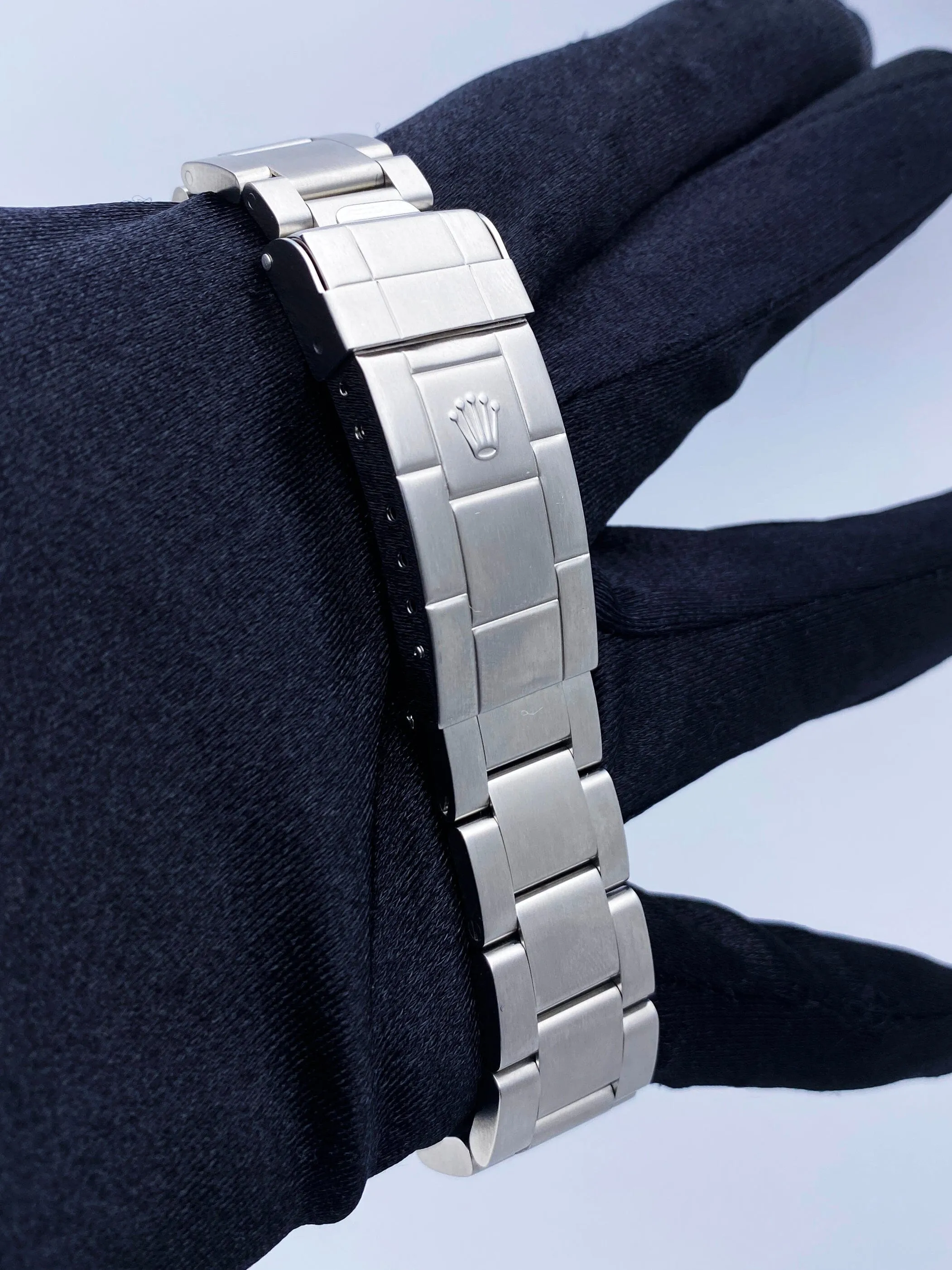 Rolex Submariner 16610LV Kermit Bezel Mens Watch