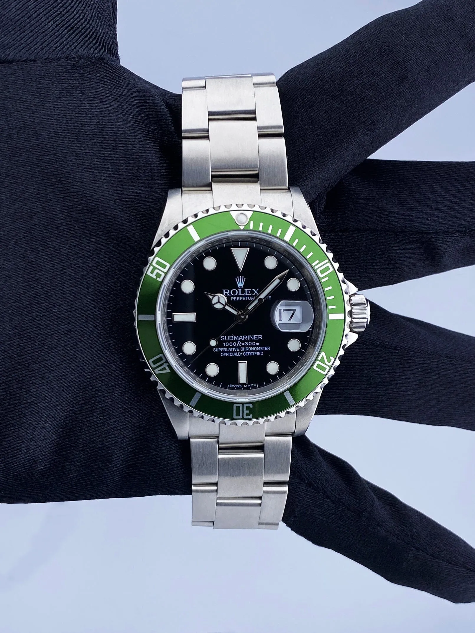 Rolex Submariner 16610LV Kermit Bezel Mens Watch