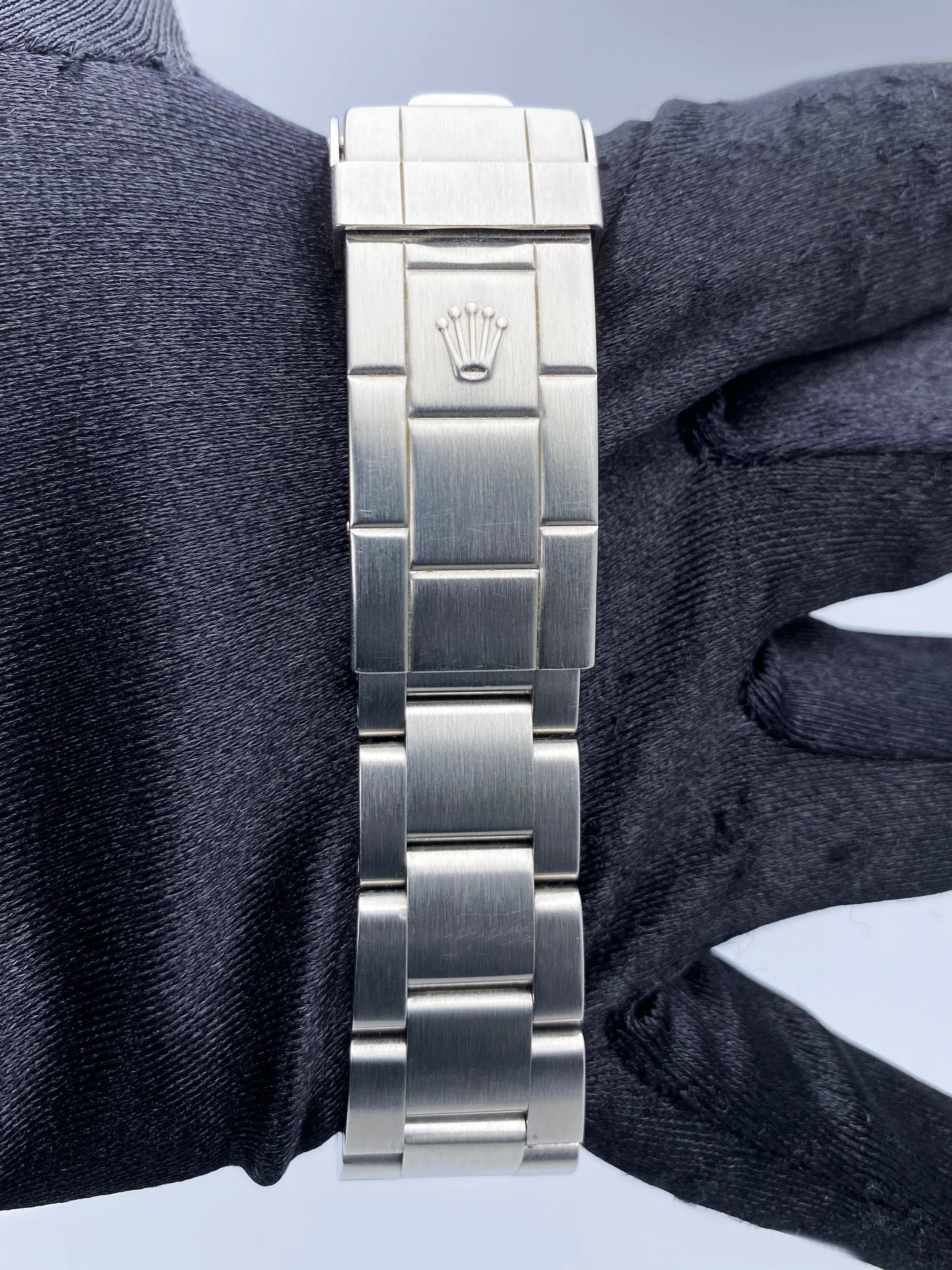 Rolex Submariner Date 16610 Mens Watch