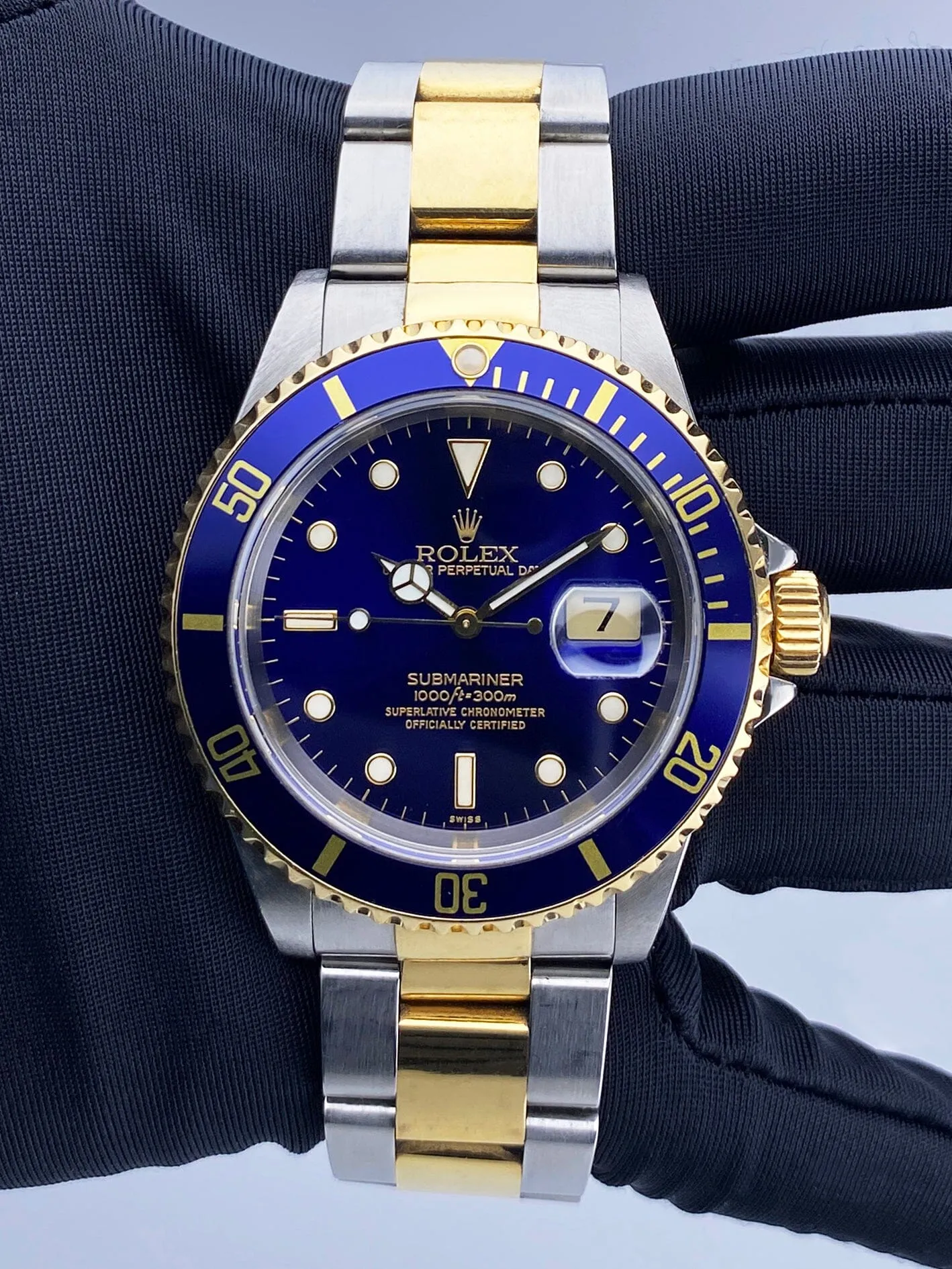 Rolex Submariner Date 16613 Blue Dial Mens Watch Box Papers