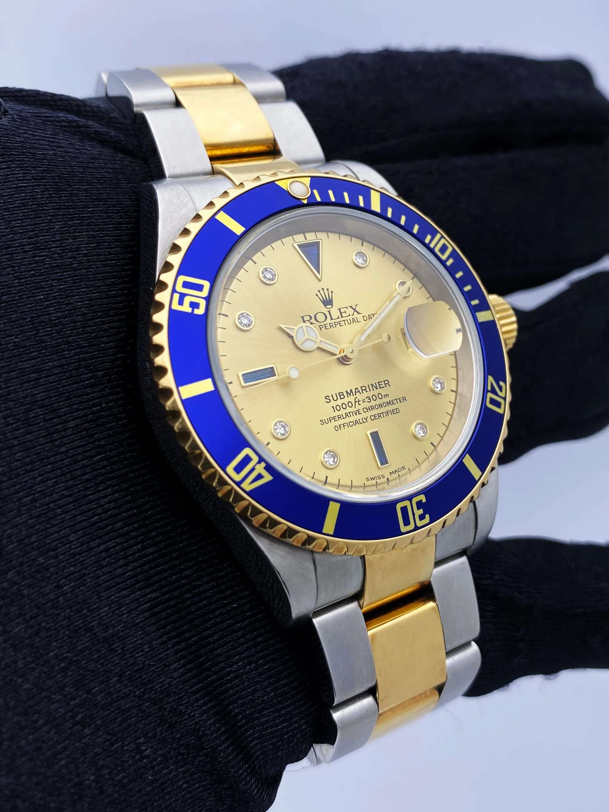 Rolex Submariner Date 16613 Serti Dial Mens Watch