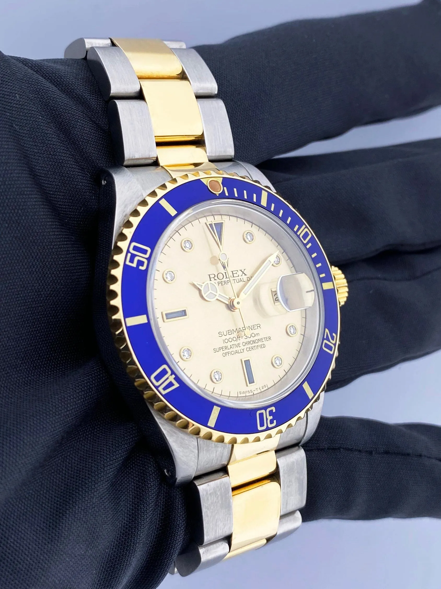 Rolex Submariner Date 16613 Serti Dial Mens Watch