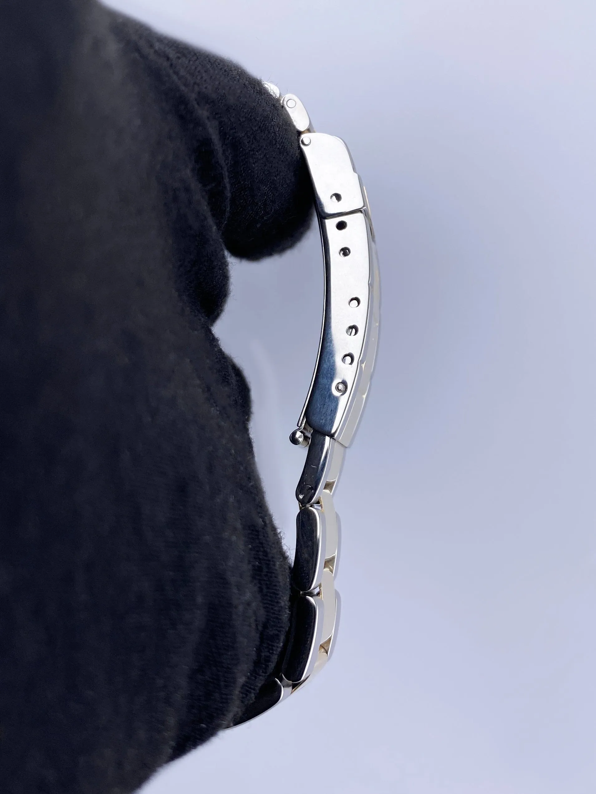 Rolex Submariner Date 16613 Two-Tone Mens Watch