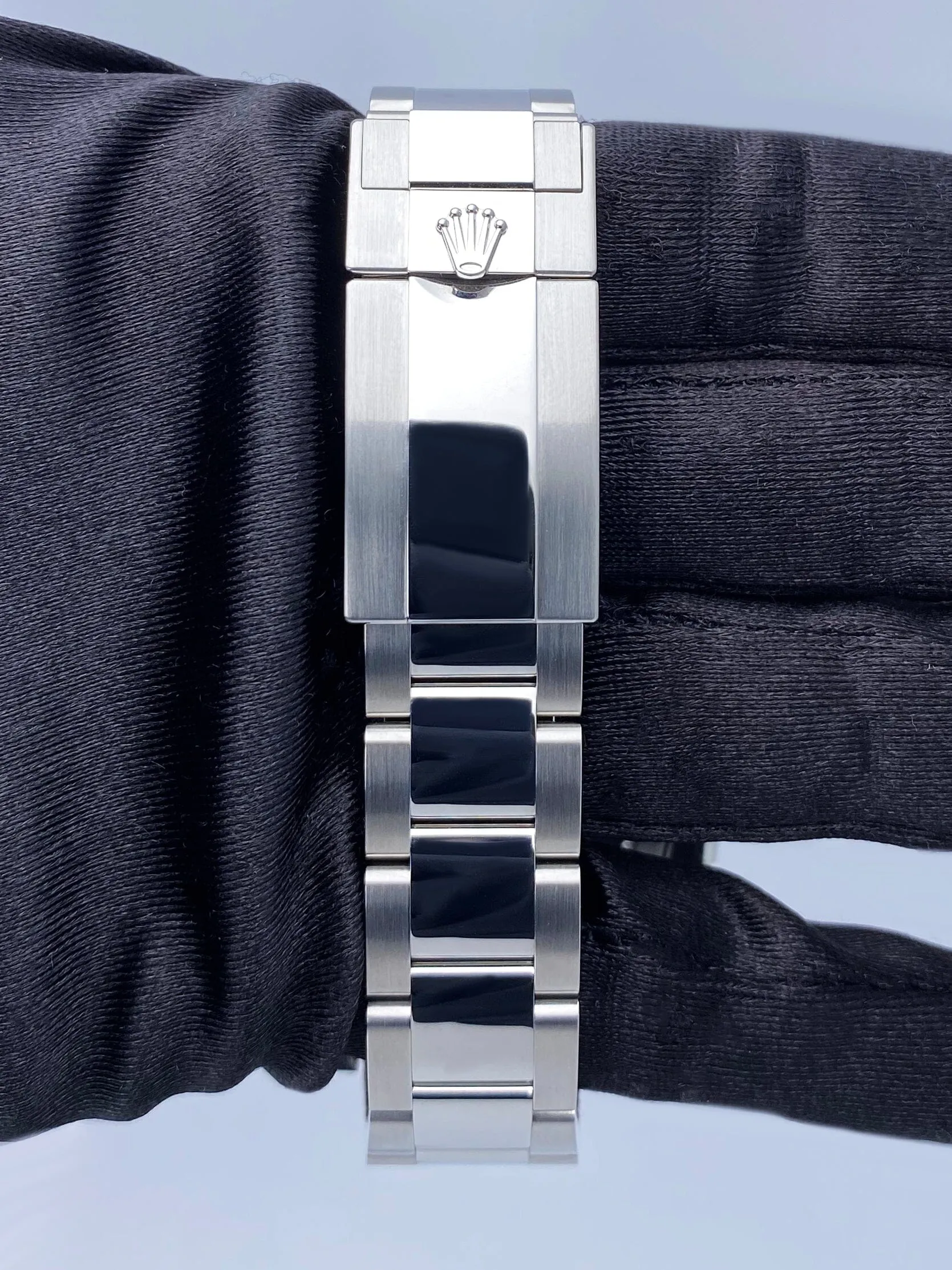 Rolex Yacht-Master 126622 Men Watch Box & Papers