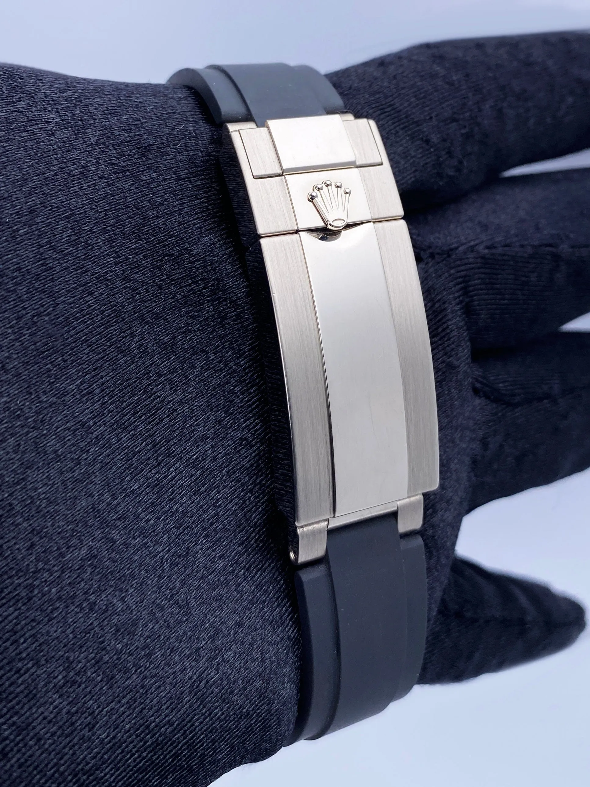 Rolex Yacht-Master 226659 Black Dial 18K White Gold Watch Box Papers
