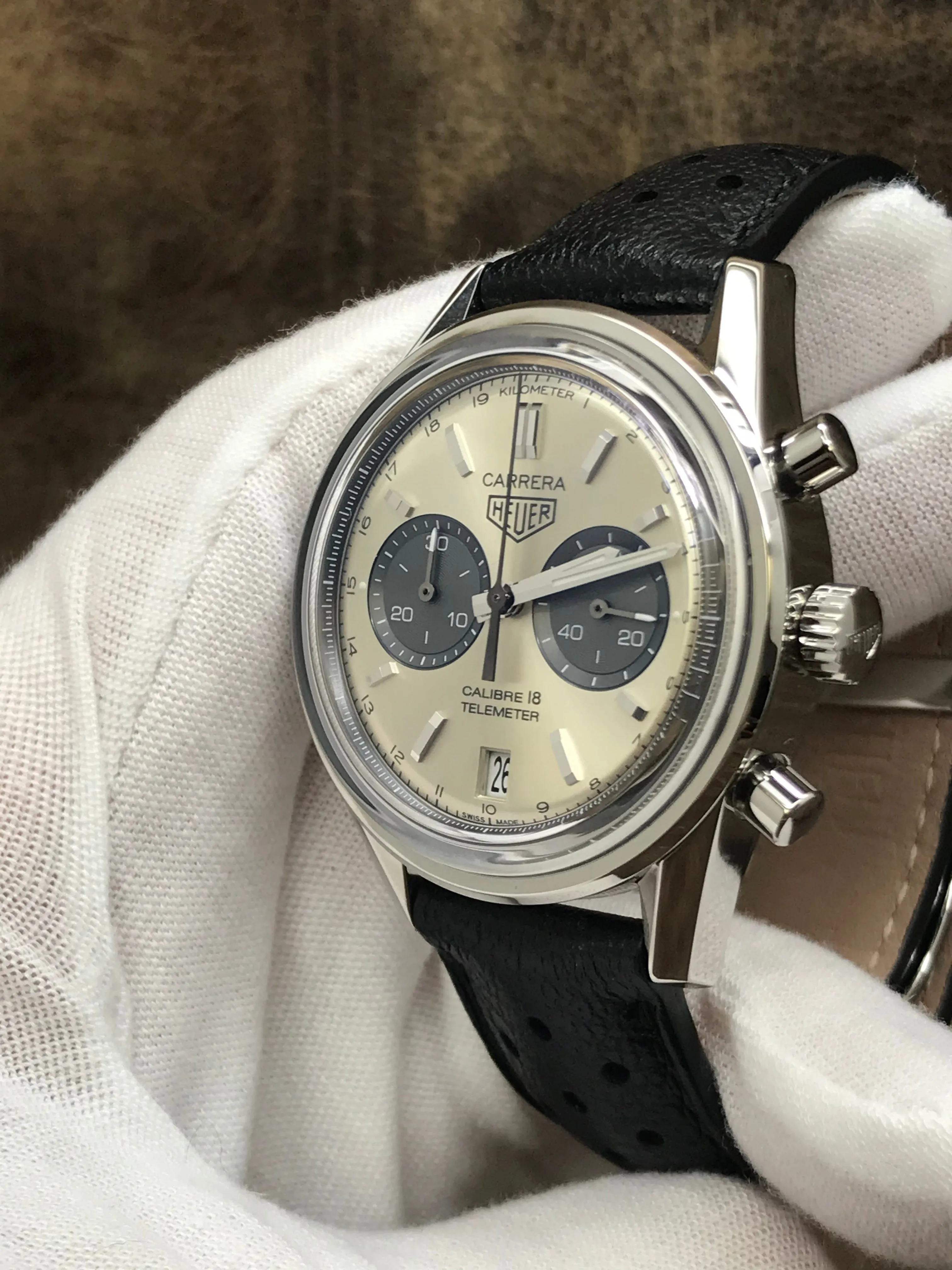 TAG Heuer Heritage Carrera CAR221A.FC6353 Sunray Silver Dial Automatic Men's Watch