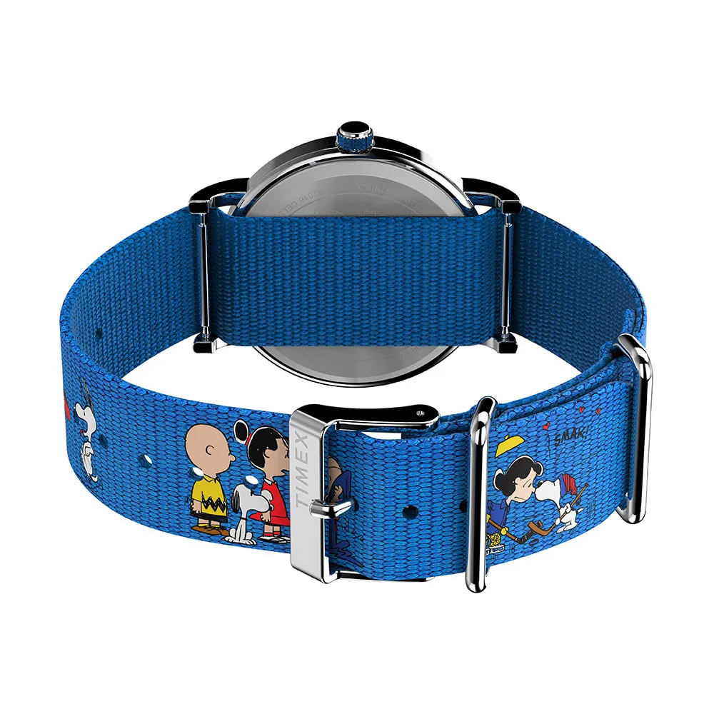 Timex Weekender x Peanuts Gang'S All Here 3-Hand 38mm Fabric Band