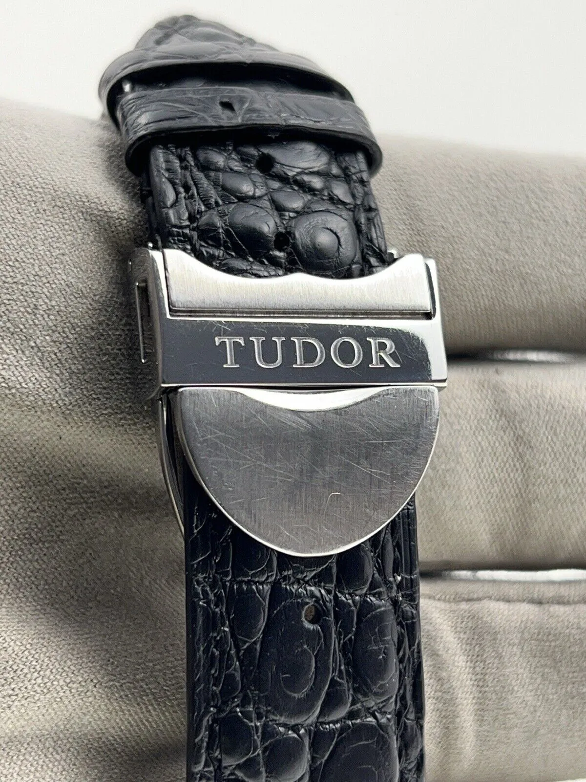 Tudor Glamour Date Day Steel Black Dial 39mm Automatic Men’s Watch 56000