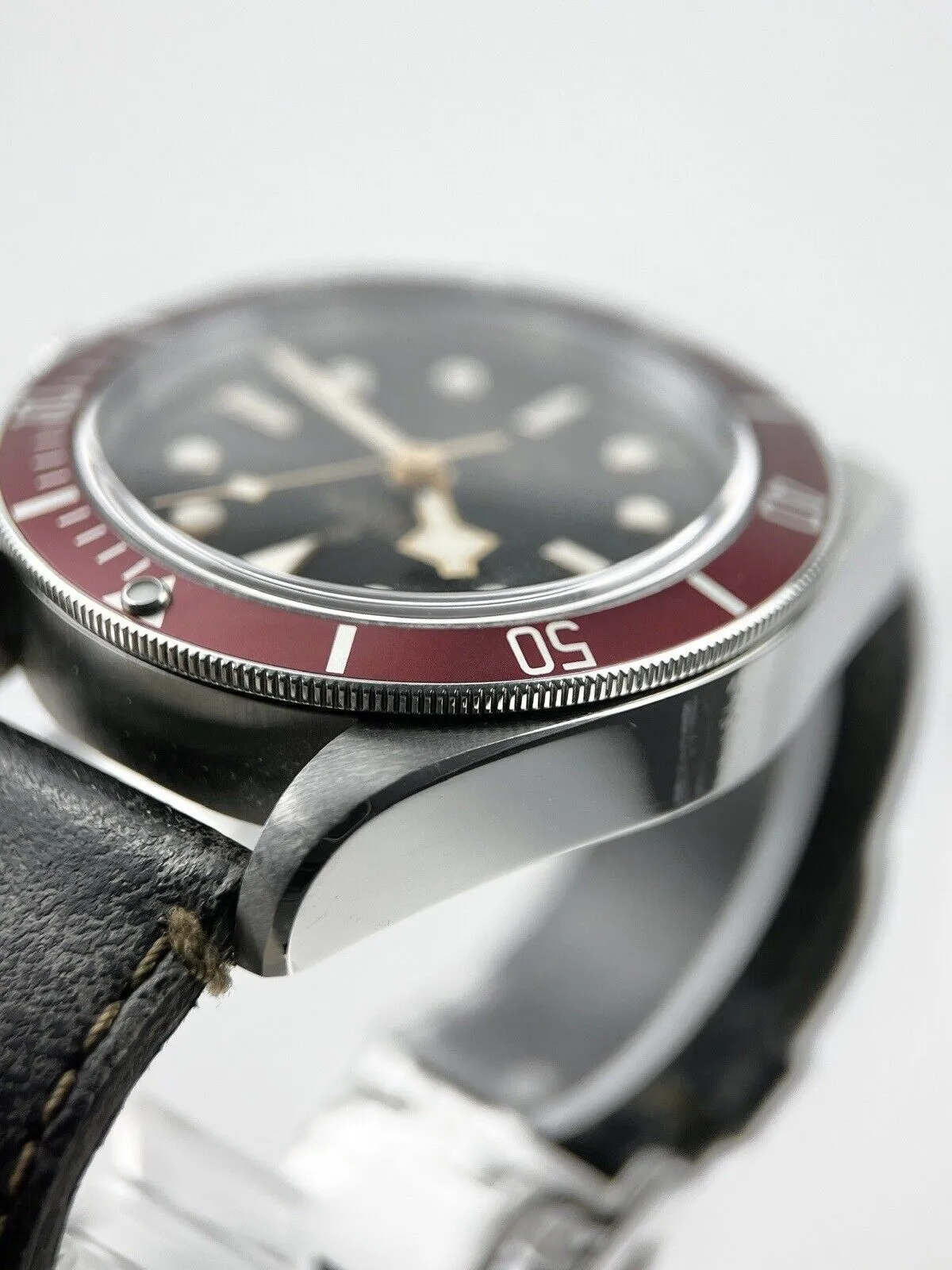 TUDOR Heritage Black Bay Red Men's Automatic Watch - 79230R Box & Paper 2012