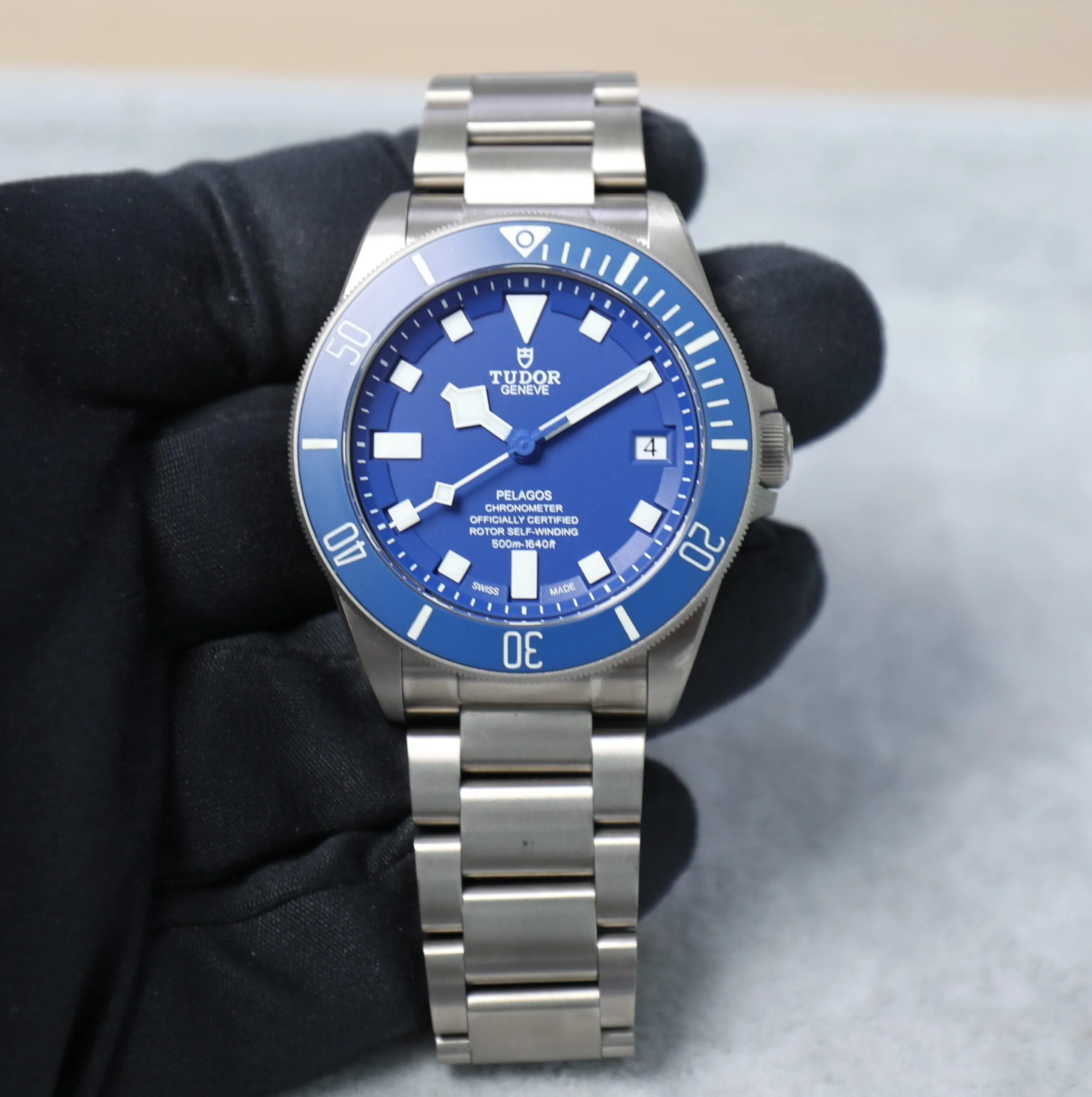 Tudor Pelagos Blue Dial – Titanium – 42mm – 2023 – New – With Extra Rubber Strap – Full Set