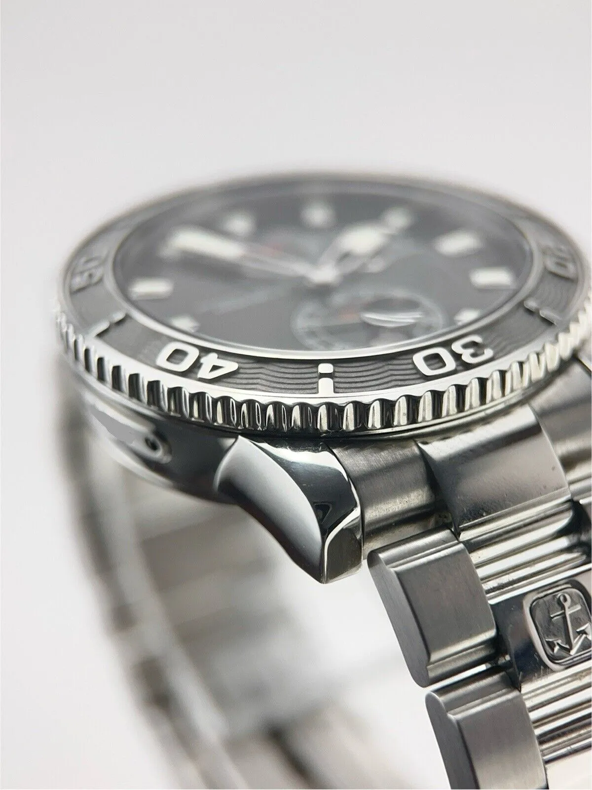 Ulysse Nardin Maxi Marine Diver Steel Black Dial 43mm Automatic Watch 263-33
