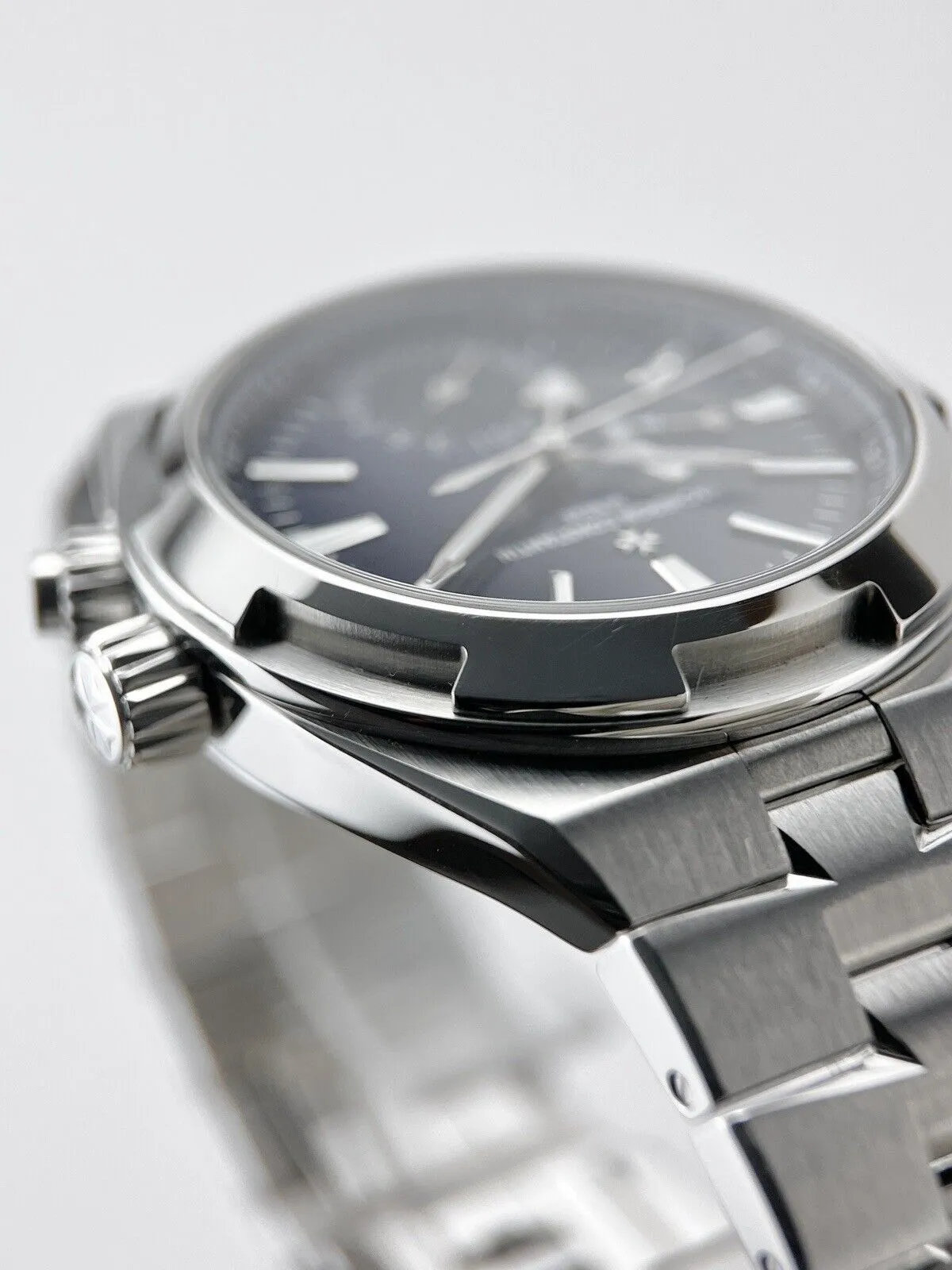 Vacheron Constantin Overseas Dual Time 41mm Automatic Blue 7900V Box & Papers