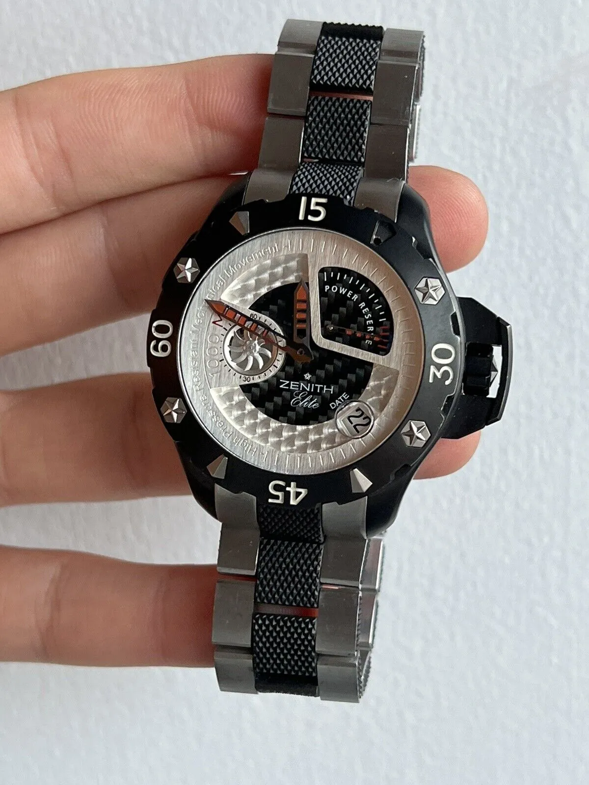 Zenith Defy Extreme Titanium Automatic Diver Watch Power Reserve 96.0515.685