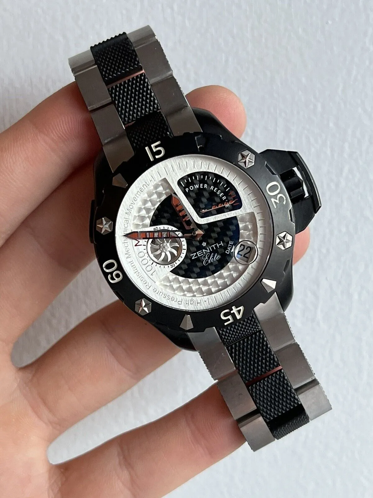 Zenith Defy Extreme Titanium Automatic Diver Watch Power Reserve 96.0515.685